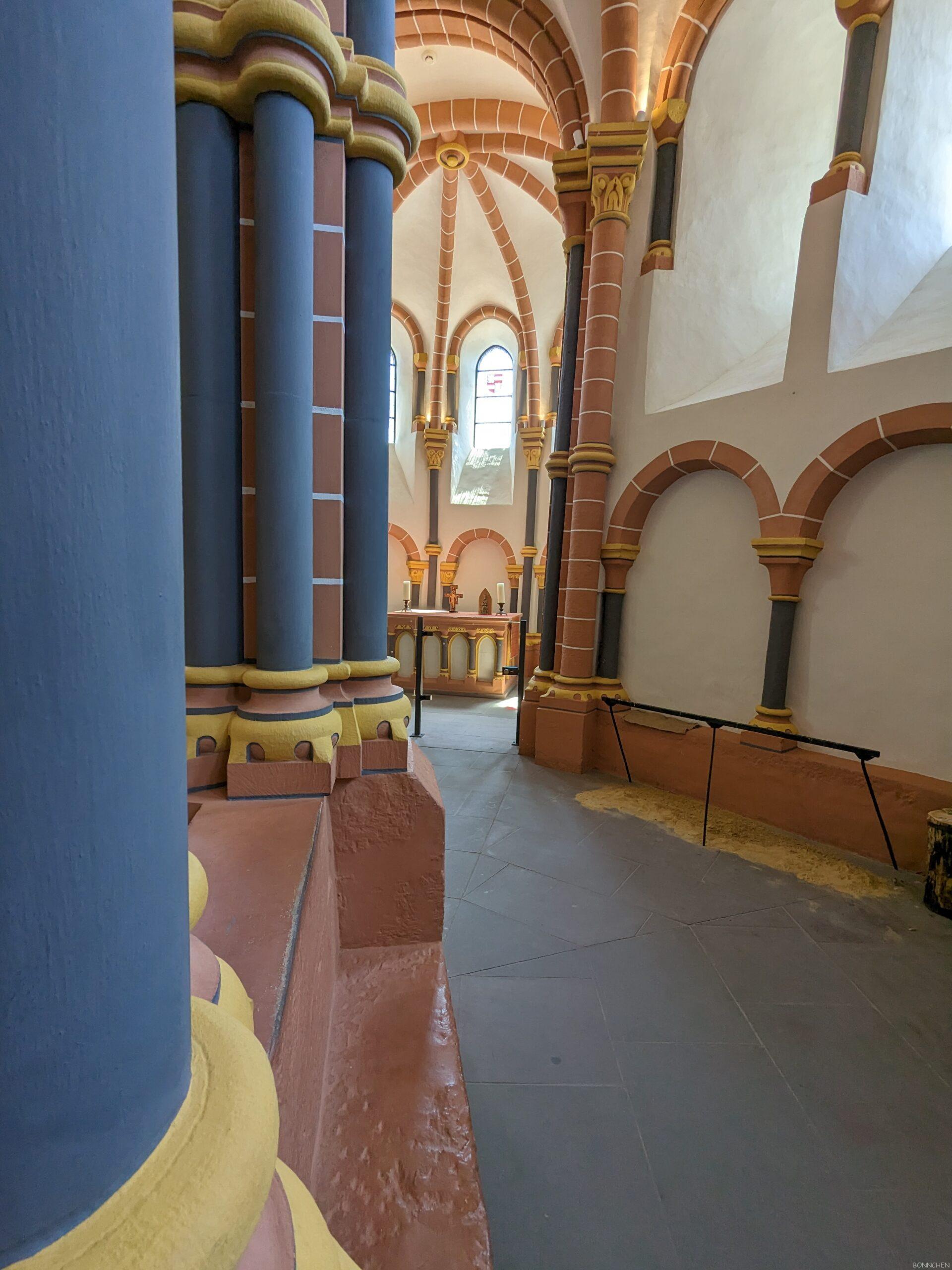 Rundgang in oberer Kapelle vom Schloss Vianden
