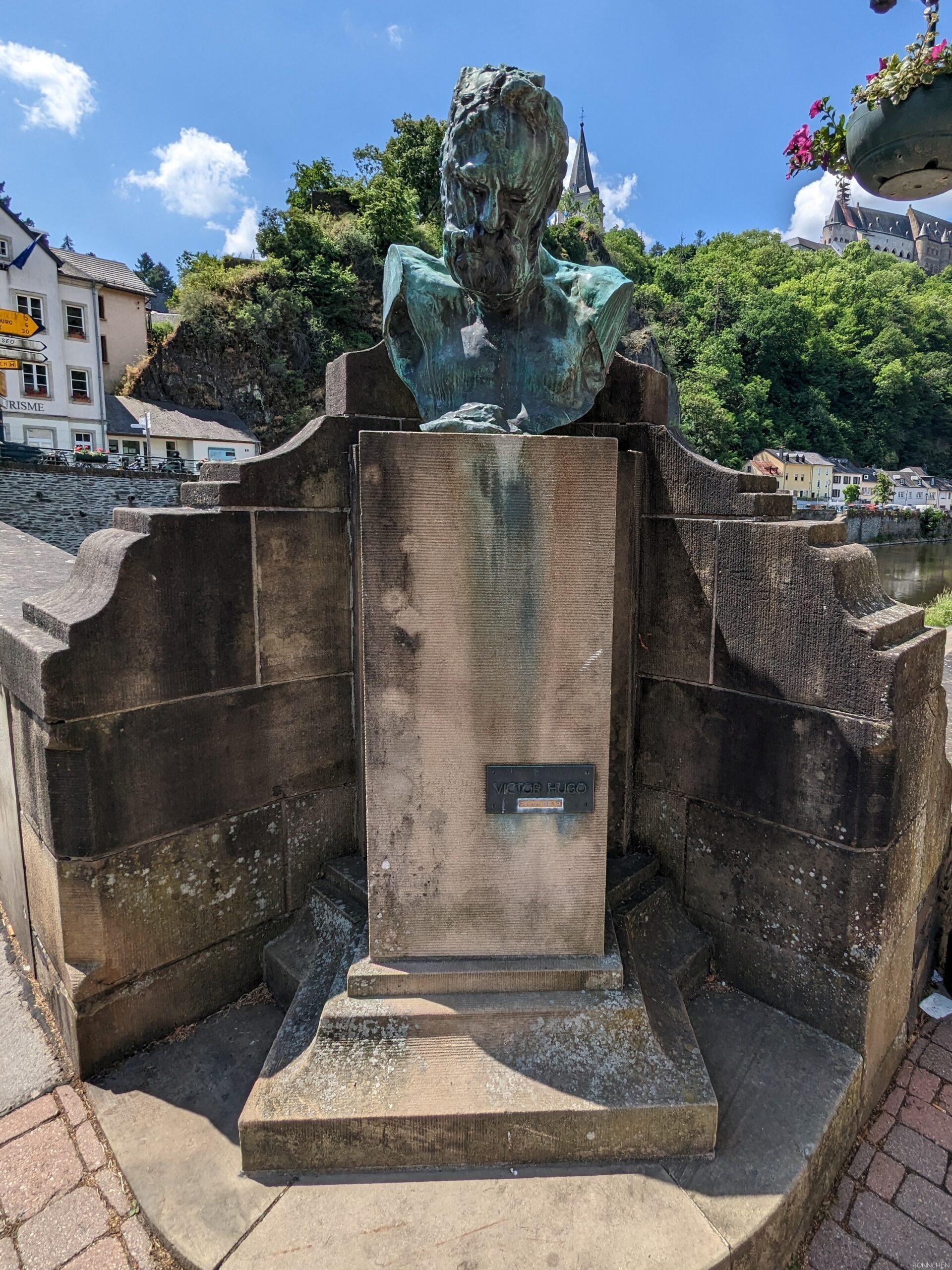 Victor Hugo Statue auf dem Vianden Stadtrundgang