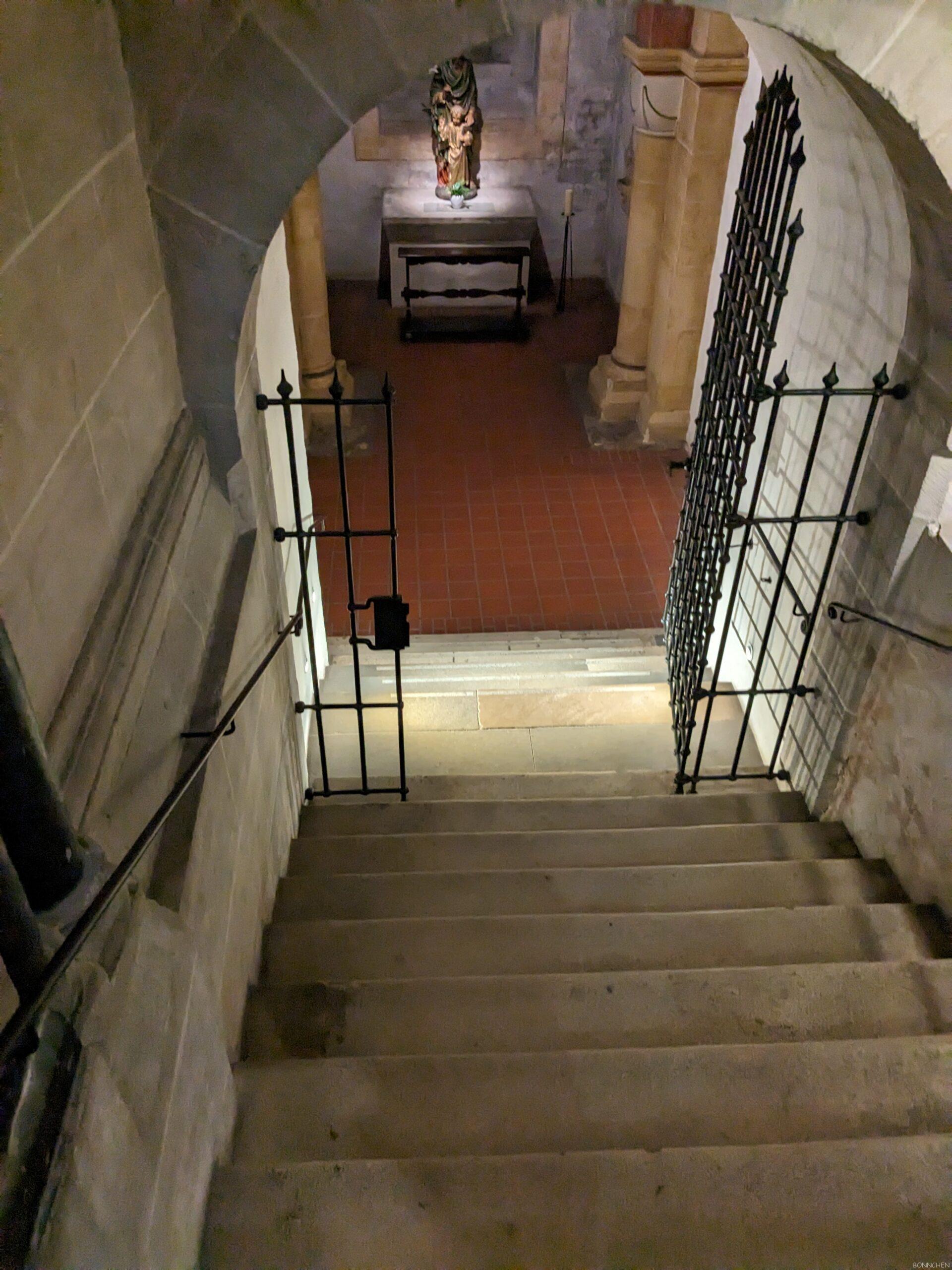 Treppe zum Keller des Trierer Doms