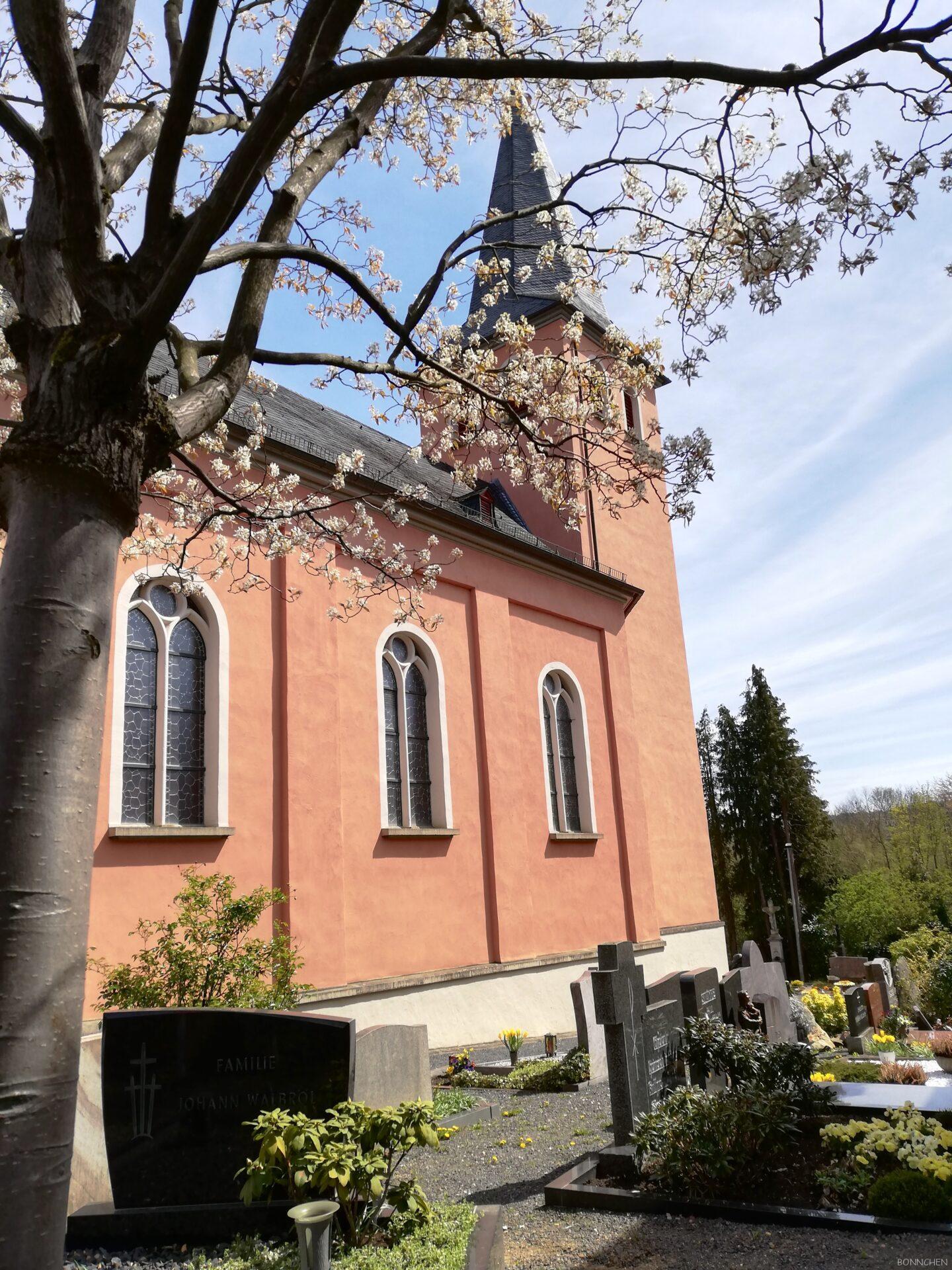 Heiligen drei Könige Kirche Oberbachem Wachtberg