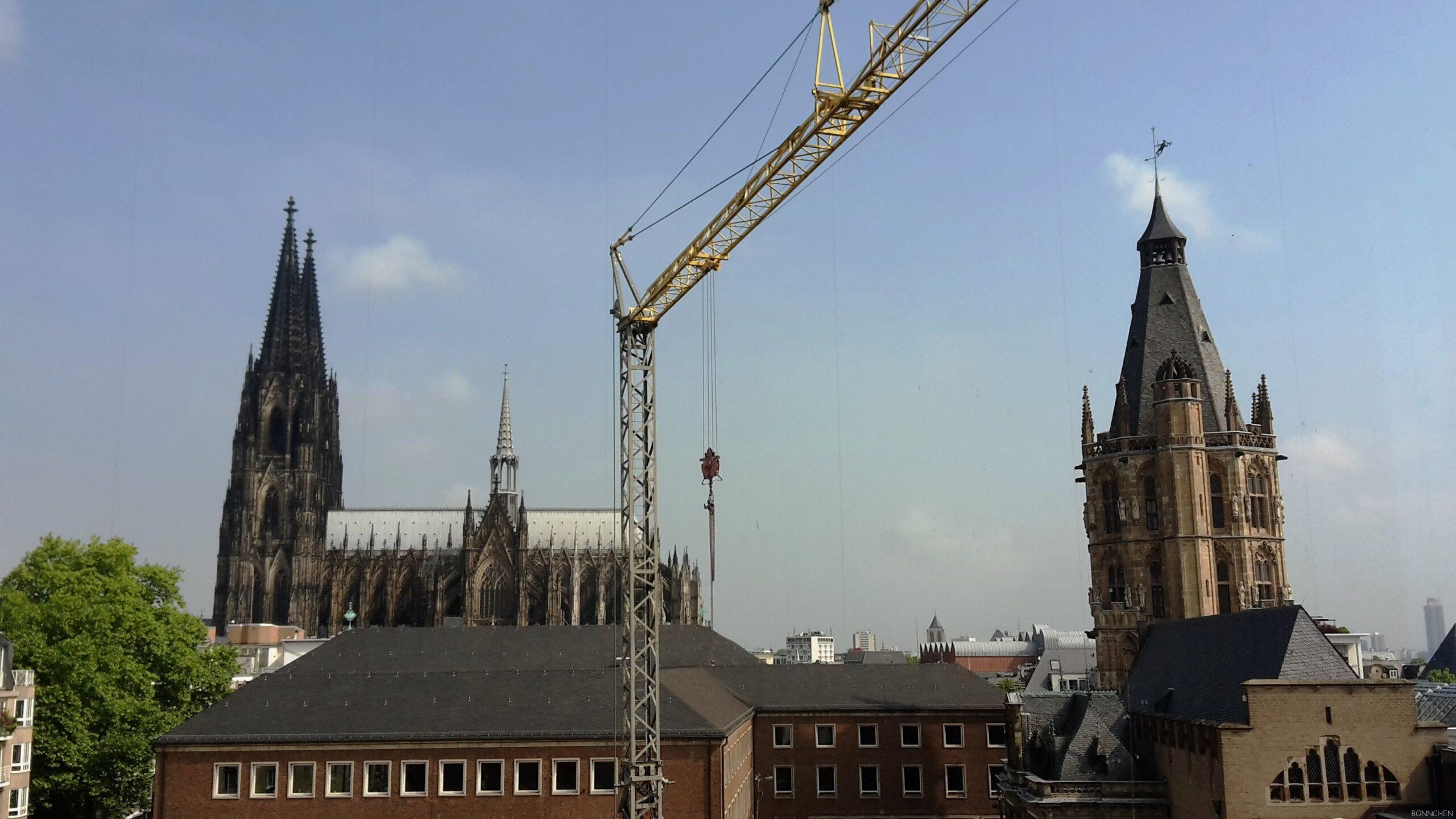 Blick auf den Kölner Dom vom Wallraf-Richartz-Museum & Fondation Corboud
